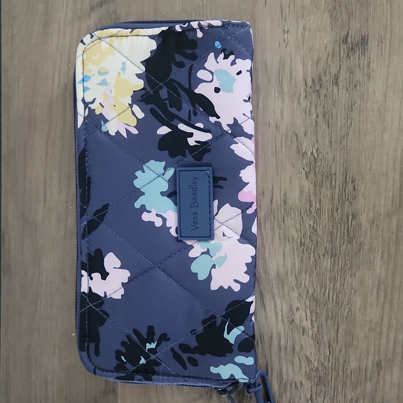 Vera Bradley Blue & Floral Matching Wallet and Purse Set - Picture 3 of 16